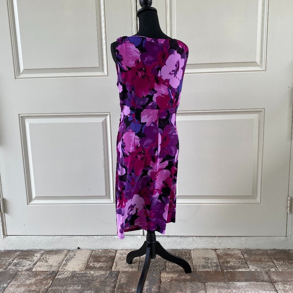 Dress - Picture 3 of 6